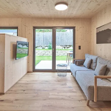 Black Forest Lodges - gehobene Ferienwohnungen mit Privatsaunas Tulfes Exterior foto