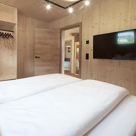 Black Forest Lodges - gehobene Ferienwohnungen mit Privatsaunas Tulfes Exterior foto