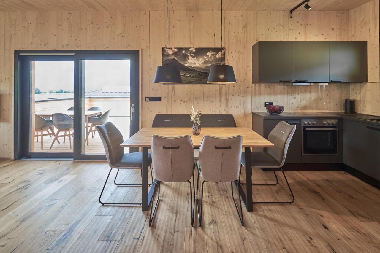 Black Forest - Gehobene Mit Privatsaunas Apartment
